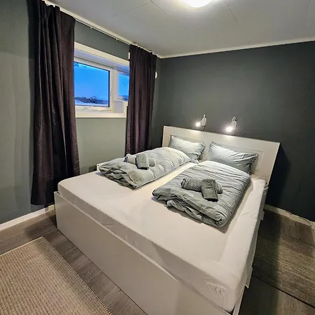 Cozy Close To The And The Mountains Tromso